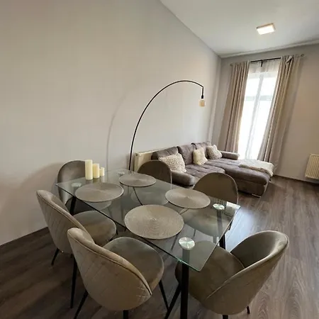 Már Vártalak A Fő Téren Appartement